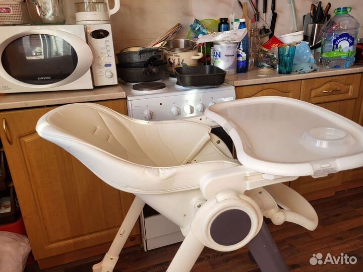Стульчик для кормления