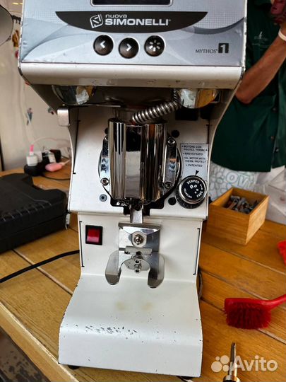 Кофемолка Nuova Simonelli Mythos 1