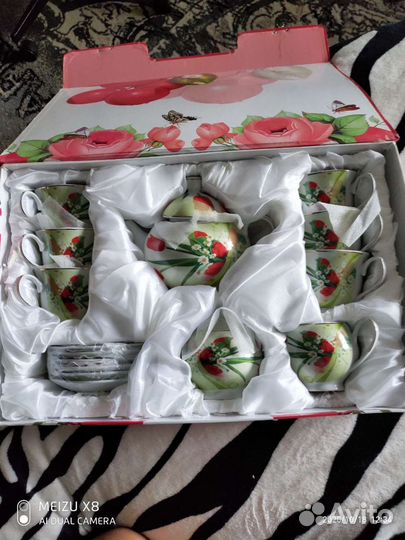 Сервиз. Очень красивый. подарок на юбилей, день ро