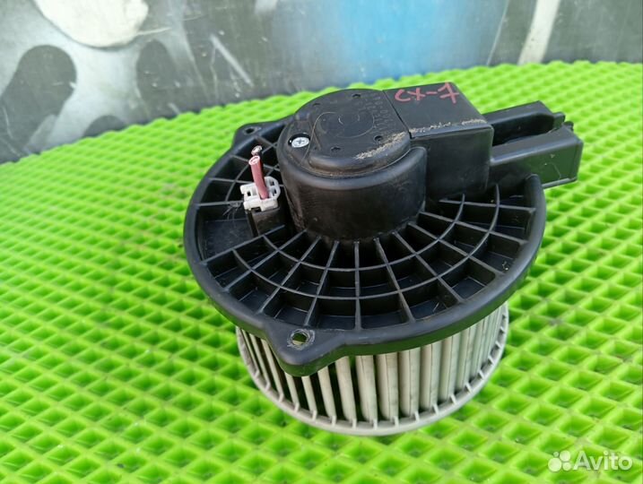 Моторчик печки Мазда CX-7