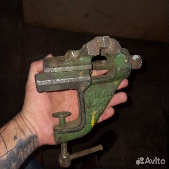 Тиски