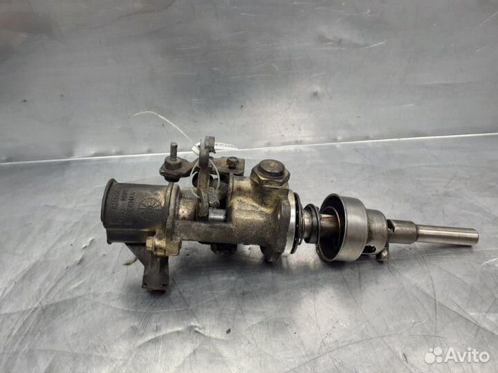 Датчик включения заднего хода Volkswagen Passat