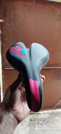 Седло для шоссейного велосипеда