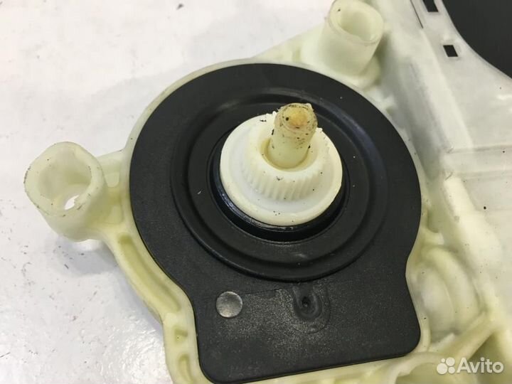 Моторчик стеклоподъемника Volkswagen Passat B7