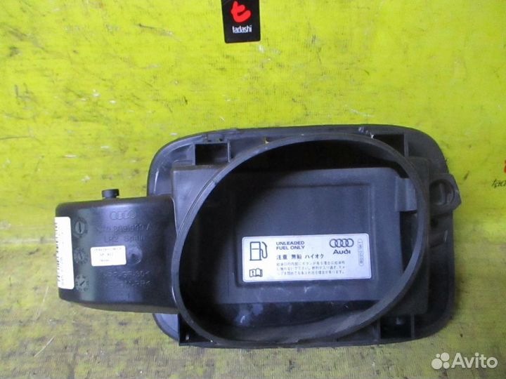 Лючок бензобака Audi A4 8K