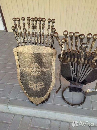 Подарок на день вдв, подставка для шампуров