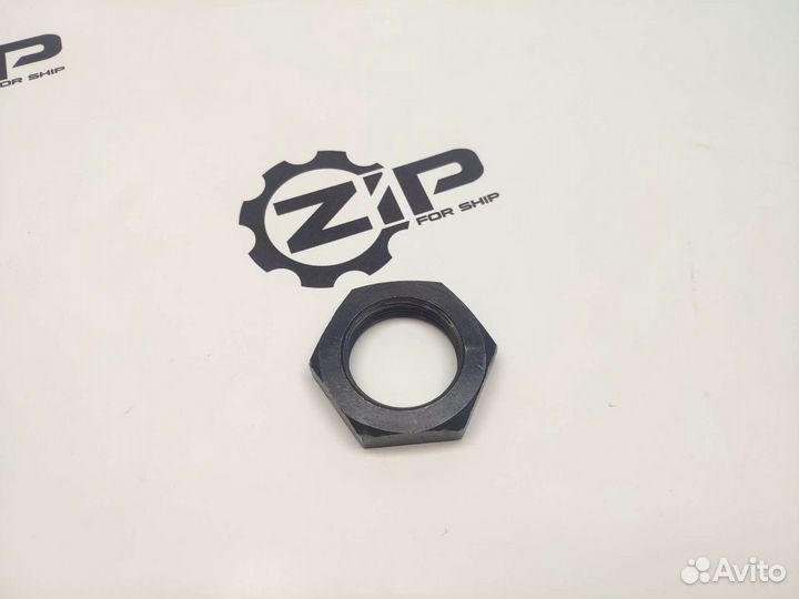 6Ч 12/14 Гайка оси шестерен