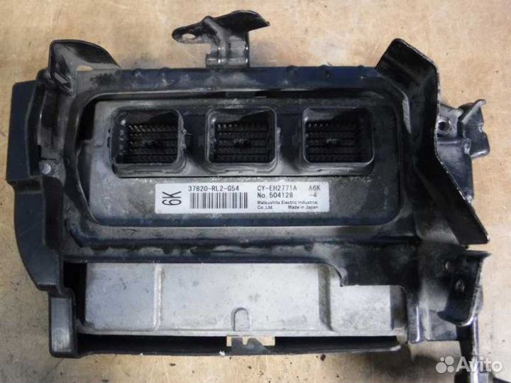 Блок управления двигателем Honda Accord 8