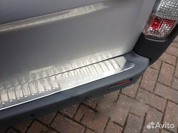 Накладка на задний бампер Traffic/Vivaro