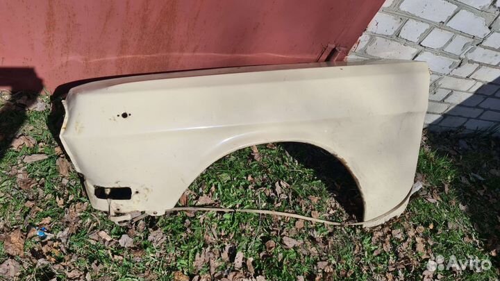 Крыло газ 2410 переднее левое