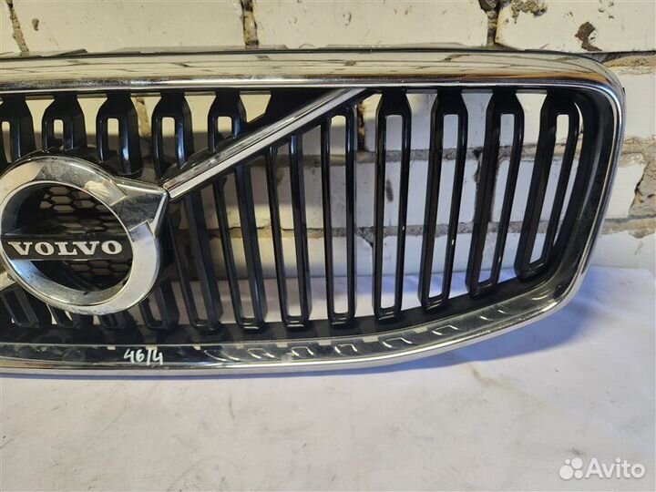 Решетка радиатора Volvo Xc60 2017