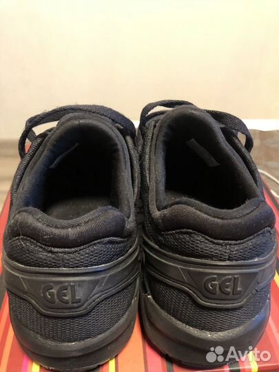 Кроссовки Asics C7A0N