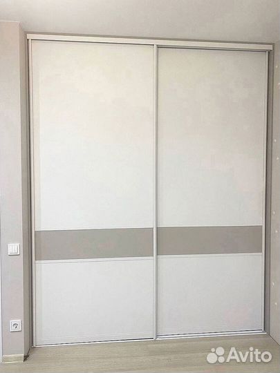 Шкаф-купе в стиле IKEA