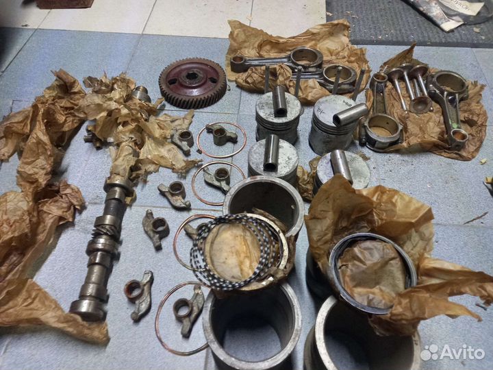 Новая поршневая Волга газ 24/2410/3102 СССР