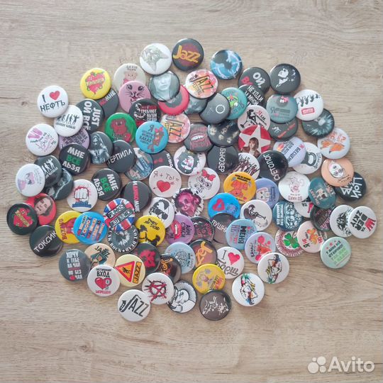 Значки в ассортименте