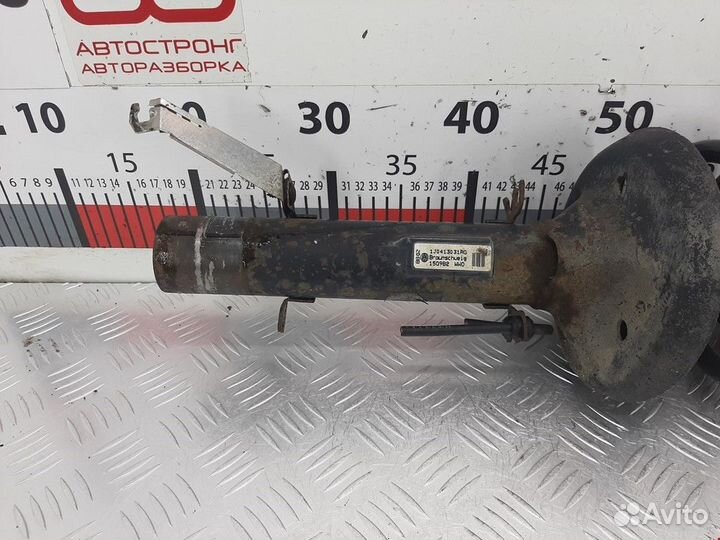 Стойка передняя правая Volkswagen Golf 3 1999