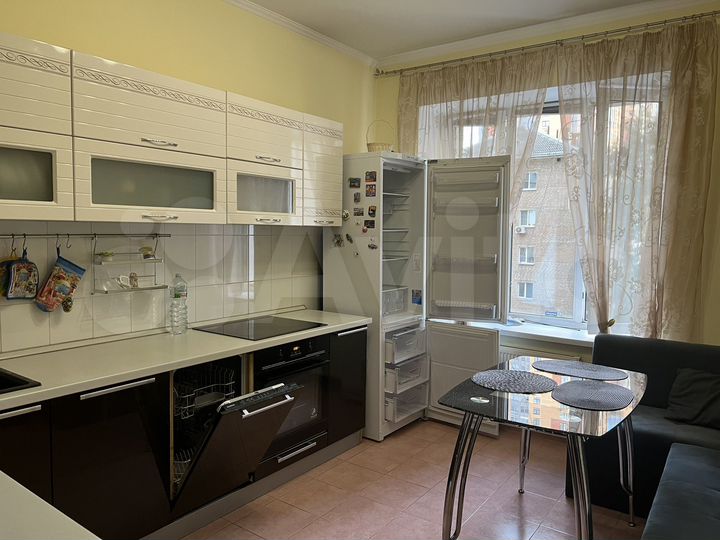 1-к. квартира, 39 м², 3/14 эт.