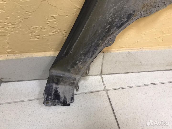 Крыло переднее левое Toyota Land Cruiser 200