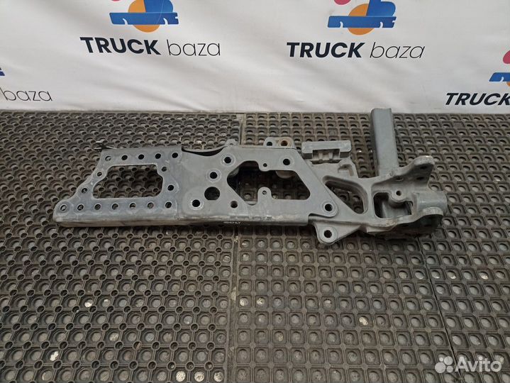 A9603102890 Кронштейн усилителя переднего бампера