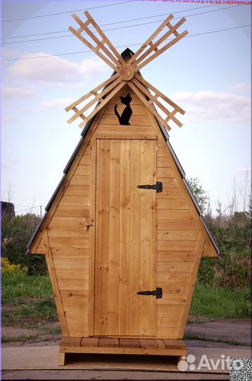 Уличный туалет деревянный BAG341