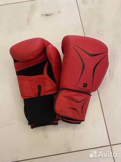 Боксерские перчатки 8 oz
