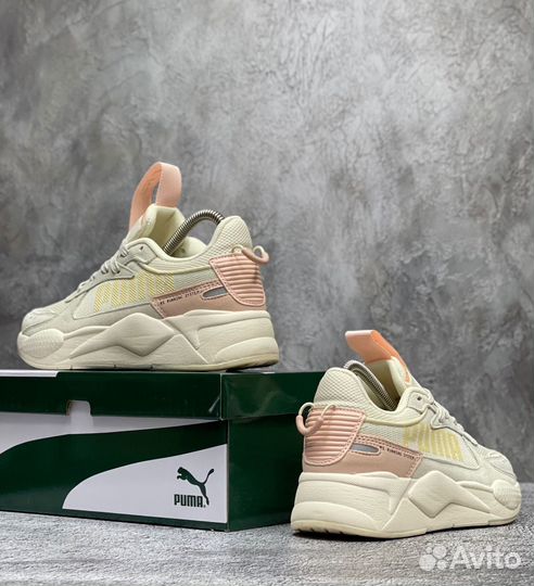 Женские кроссовки Puma
