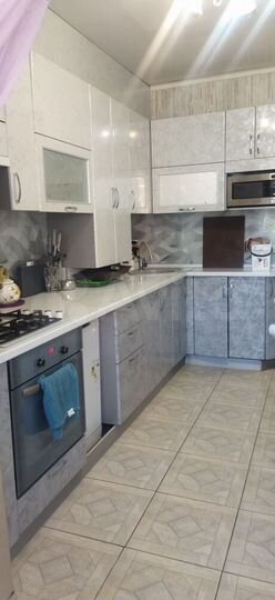 2-к. квартира, 66 м², 3/4 эт.