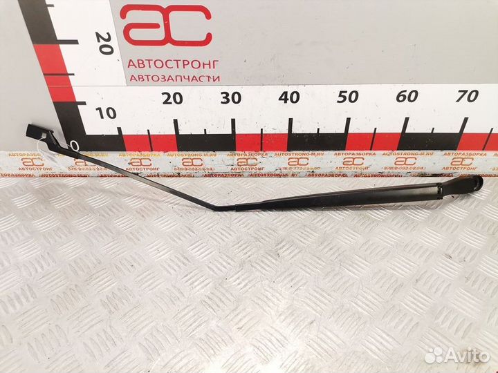 Щеткодержатель (поводок стеклоочистителя, дворник)