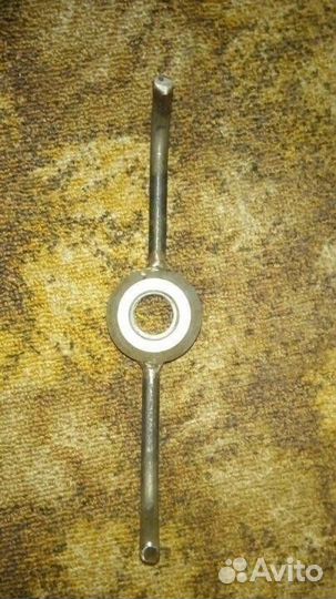 Зажимная гайка для балансировочного станка