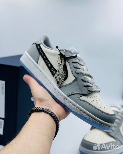 Кроссовки nike air jordan 1 dior