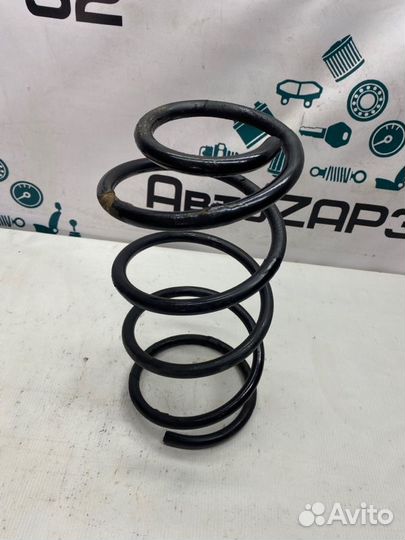 Пружина передняя Ford Focus хэтчбек 2010