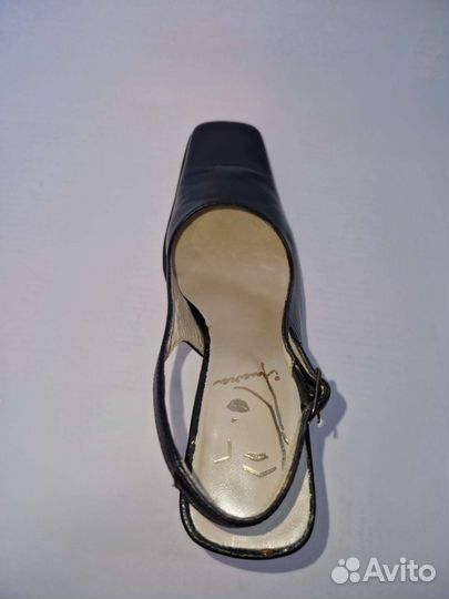 Босоножки женские кожаные 37 размер