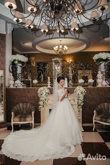 Свадебное платье