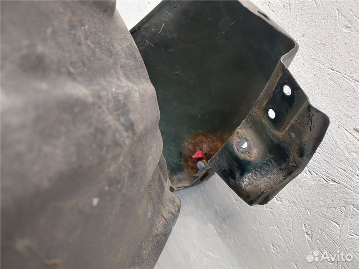 Крыло Toyota RAV 4, 2004