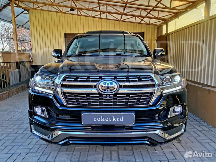 Рестайлинг Toyota Land Cruiser 200 2016+ D8764