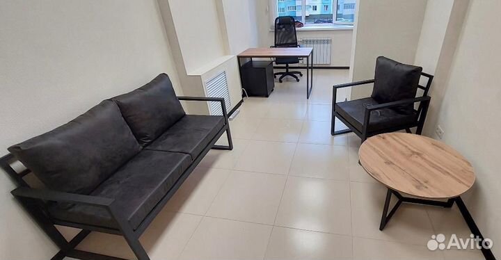 Кресло для офиса на метал.каркасе в стиле лофт