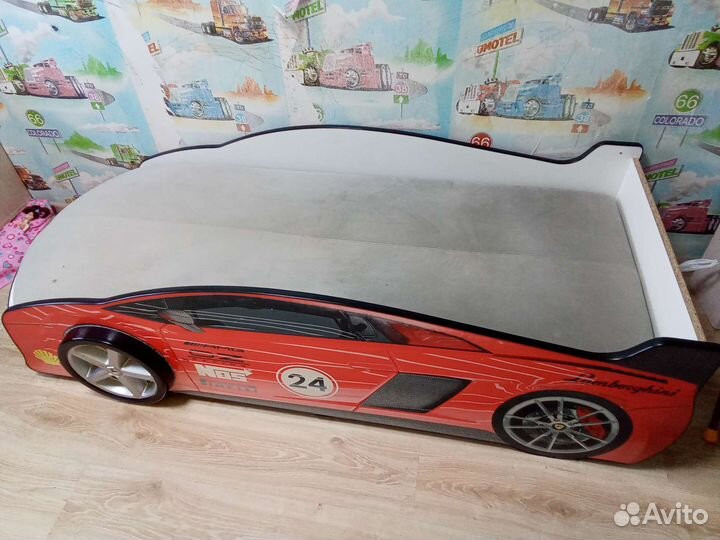 Детская кровать машина от 3 лет