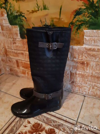 Резиновые сапоги