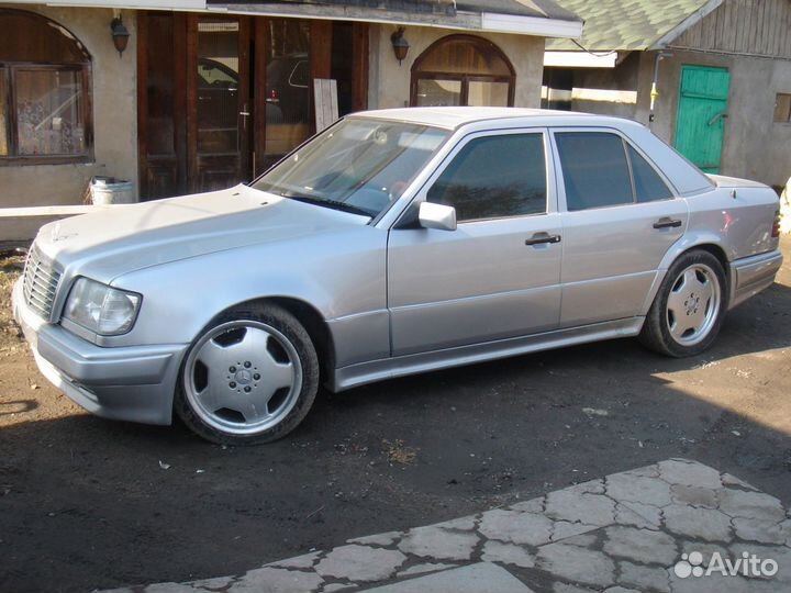 Комплект обвеса AMG на Mercedes W124