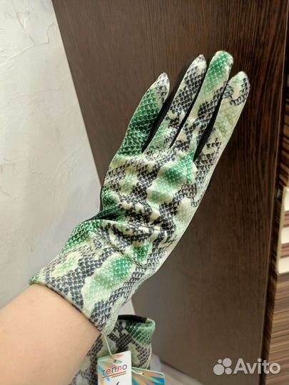 Перчатки новые