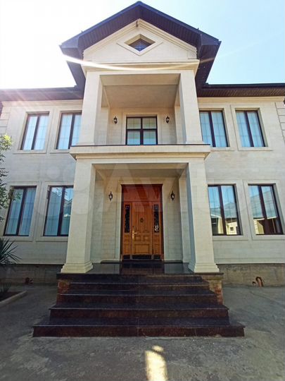 Дом 450 м² на участке 6 сот.