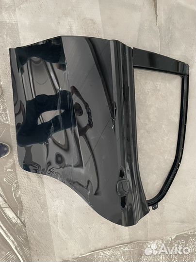 Дверь задняя оригинальная Camry 70