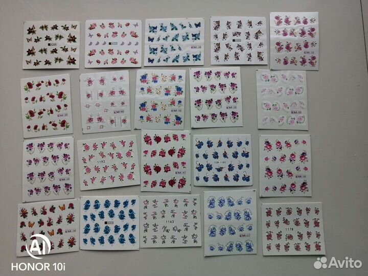 Продам наклейки голографические