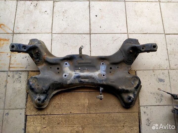 Балка подмоторная Hyundai Solaris 1