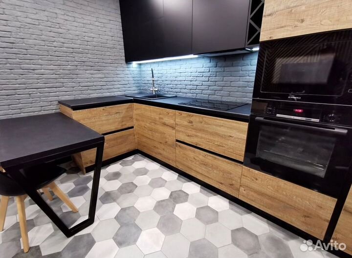 Кухонный гарнитур 