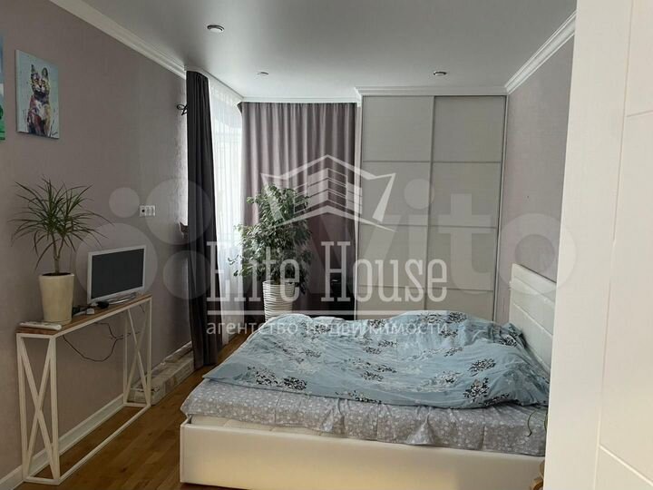 2-к. квартира, 57 м², 7/7 эт.