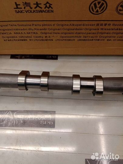 Распредвал выпускной новый VW VAG 1.8 2.0 cdab CDH