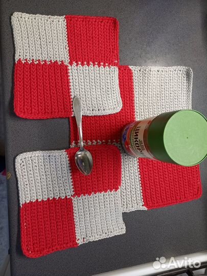 Вязаные салфетки для стола. Ручная работа