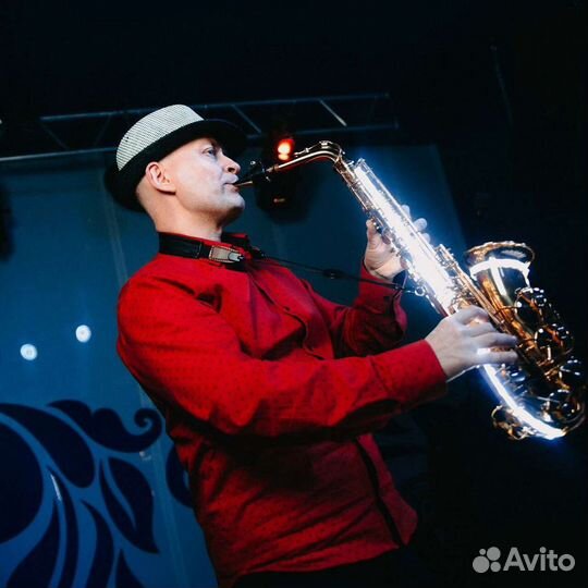 Саксофон-DJ-вокал Олег Буланов на свадьбу, юбилей