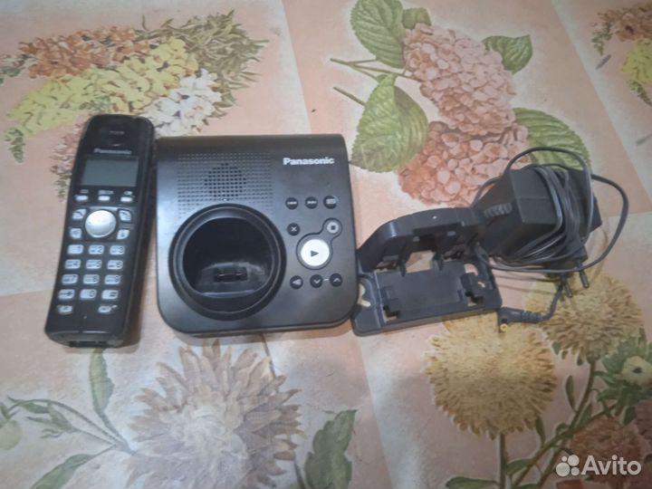 Домашний телефон panasonic